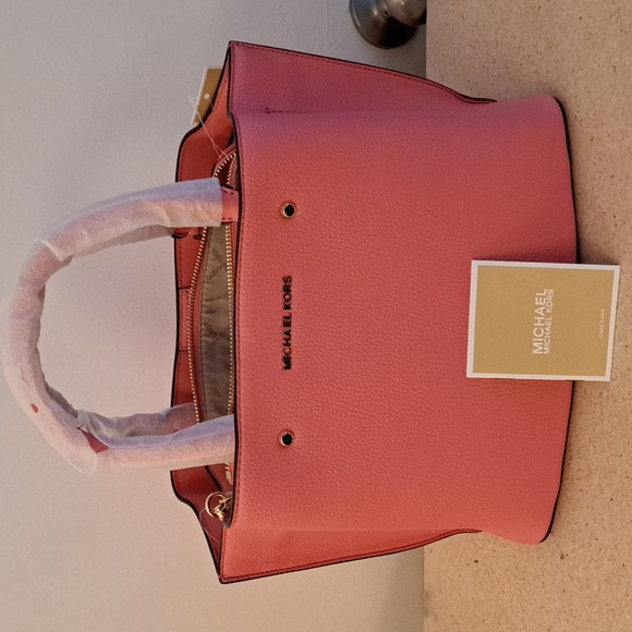 Michael Kors Arielle MD Satchel - Picture 1 of 10